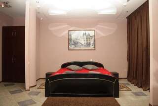 Апартаменты Apartments on Plekhanova Днепр Апартаменты-5